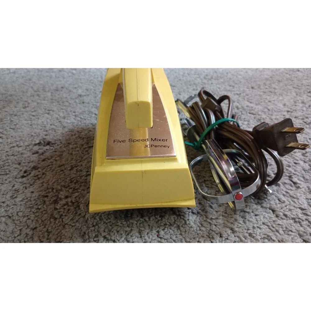VTG Mustard Colored JC Penny 5-speed Mixer - Model 5195 Retro Farmhouse